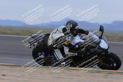 media/Jan-14-2023-SoCal Trackdays (Sat) [[497694156f]]/Turn 11 Inside (950am)/